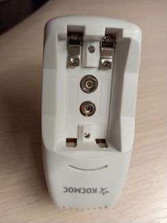 Зарядное устройство для аккумуляторов AA и AAA