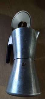 Кофеварка гейзерного типа