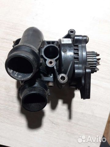 Водяная помпа Volkswagen Passat