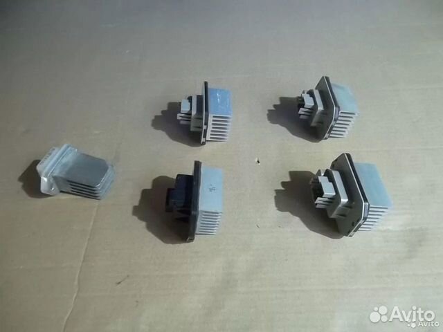 Резистор вентилятора обогревателя Subaru