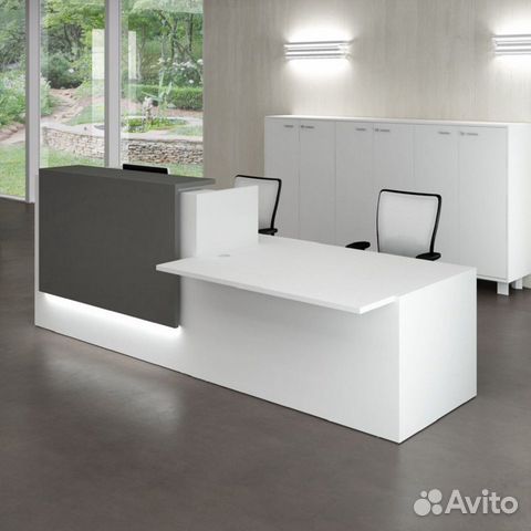 Стойка-ресепшн