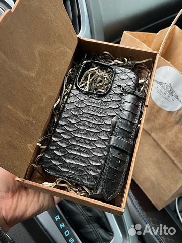 Чехол на айфон 14 про