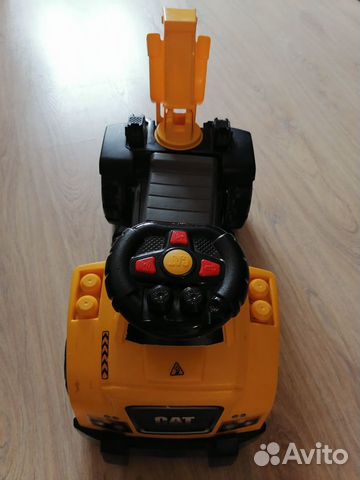 Автомобиль каталка