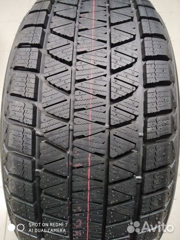 Bridgestone Blizzak DM-V3 275/45 R20 110T