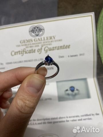 Кольцо с бриллиантом идеальное состояние