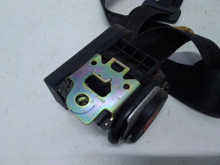 Ремень безопасности передний Volkswagen Passat B5