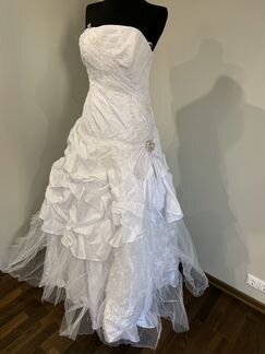 Свадебное платье / за 1000 любое