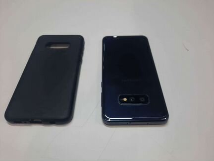 Телефон Samsung galaxy s10e