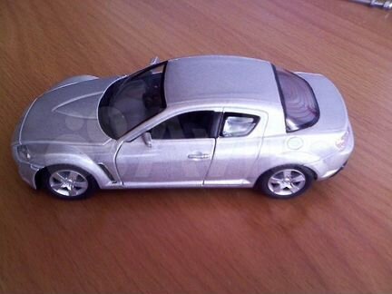 Модель автомобиля Mazda RX - 8 (новая)