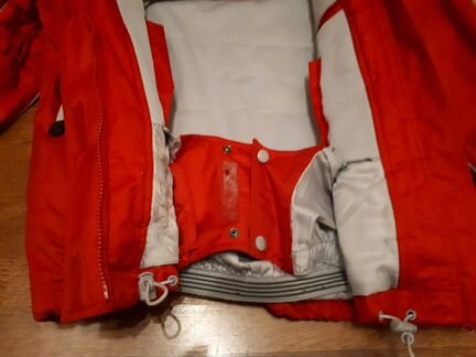 Куртка горнолыжная