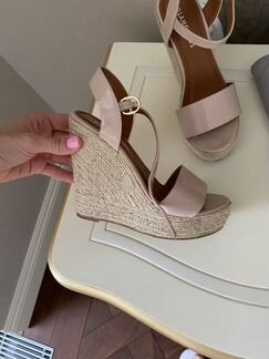 Босоножки 36 р