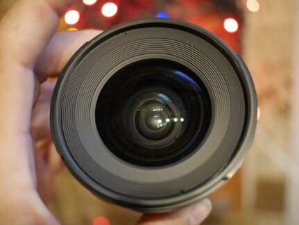Nikon Tokina AT-X 124 PRO DX AF 12-24 mm f4 ширик