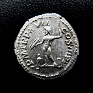 Антика. Рим. Септимий Север. Денарий. Юпитер
