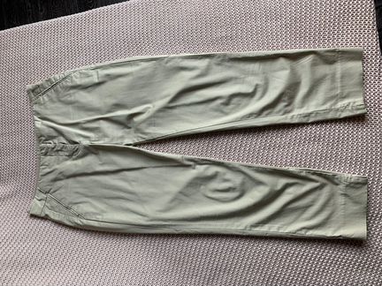 Брюки укороченные бежевые Benetton