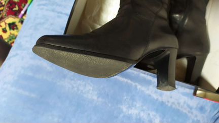 Зимние кожаные женские сапоги 38 размер