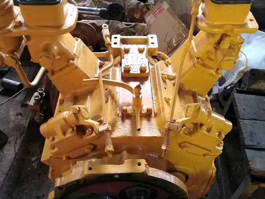 Кпп б 10. Коробка передач т 130. Коробка передач бульдозера т-130. Кпп б 10. Коробка передач б 10 бульдозер.