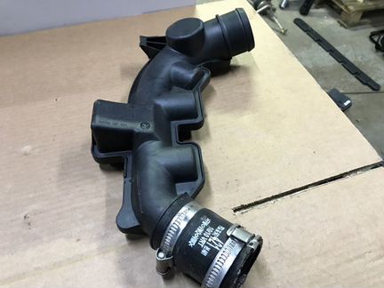 Патрубок воздушного фильтра 1.6 Citroen ep6cdt