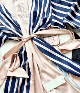 Пижама Victoria Secret халат + сорочка