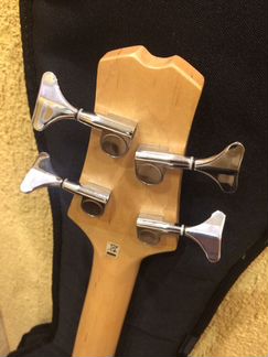 Бас гитара Zombie