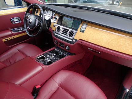 Rolls-Royce Ghost AT, 2010, 49 817 км