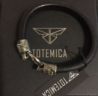 Браслет с головами медведей