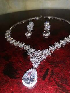 Свадебное колье с серьгами