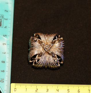 Винтажная брошь lisner