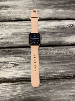 Apple Watch 5 40 mm розовое золото не использовали