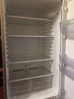 Холодильник indesit