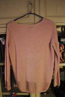 Розовый свитер Topshop