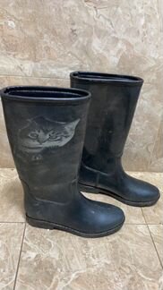 Резиновые сапожки