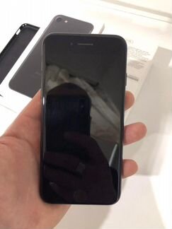 Телефон iPhone 7