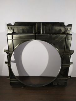 Кожух радиатора Мерседес спринтер