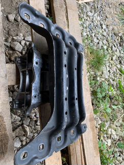 Кронштейн крепления АКПП Mercedes w221 a2212400002