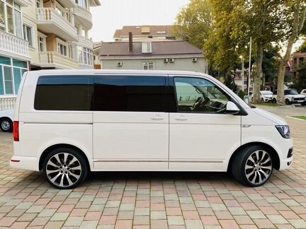 Volkswagen Caravelle 2.0 AMT, 2018, 37 000 км