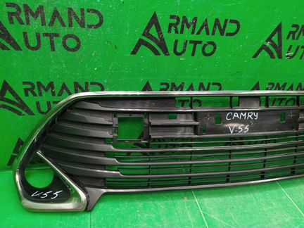 Решетка бампера передняя Toyota Camry V55