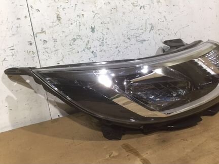Фара передняя правая Kia Rio 3 2015-2017