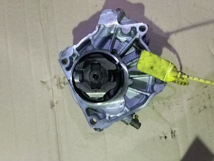 Насос вакуумный Opel Insignia A20DTH 2.0DTH 2010