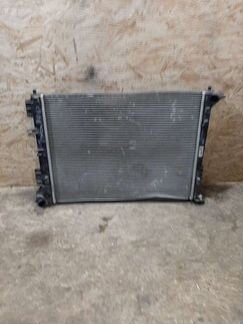 Радиатор охлаждения Kia Sportage 4