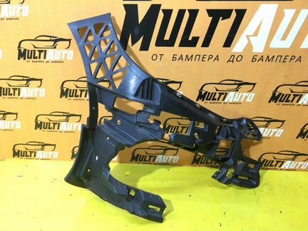 Кронштейн бампера передний правый Mercedes E-Class