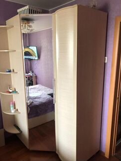 Шкаф угловой