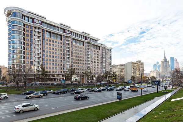 Москва новый арбат 27. Ул. новый Арбат, д. 27. Улица новый Арбат 27. ЖК новый Арбат 27. Новый Арбат 27 ночь.