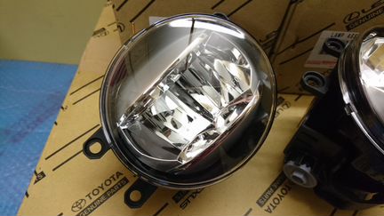 Противотуманка Lexus Toyota LED оригинал