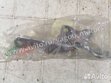 Петля капота новая передняя правая Chevrolet