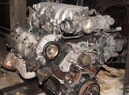 Двигатель бу Toyota Land Cruiser 4.7 2UZ FE мотор