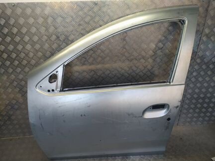 Дверь передняя левая Renault Sandero 2 2014-2020