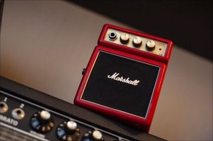 Микро комбоусилитель Marshall MS-2R