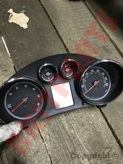 Приборная панель astra j