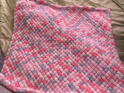 Вязаный плед ручная работа 68/64