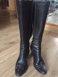 Сапоги красивые